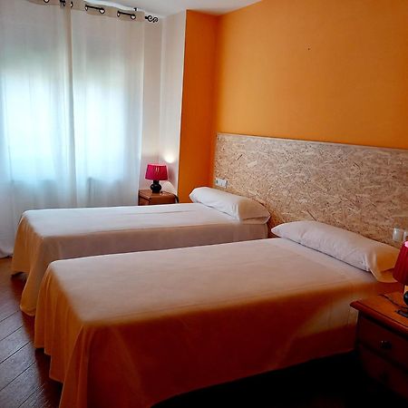 Hotel Rural Orquidea Velilla del Rio Carrion Luaran gambar